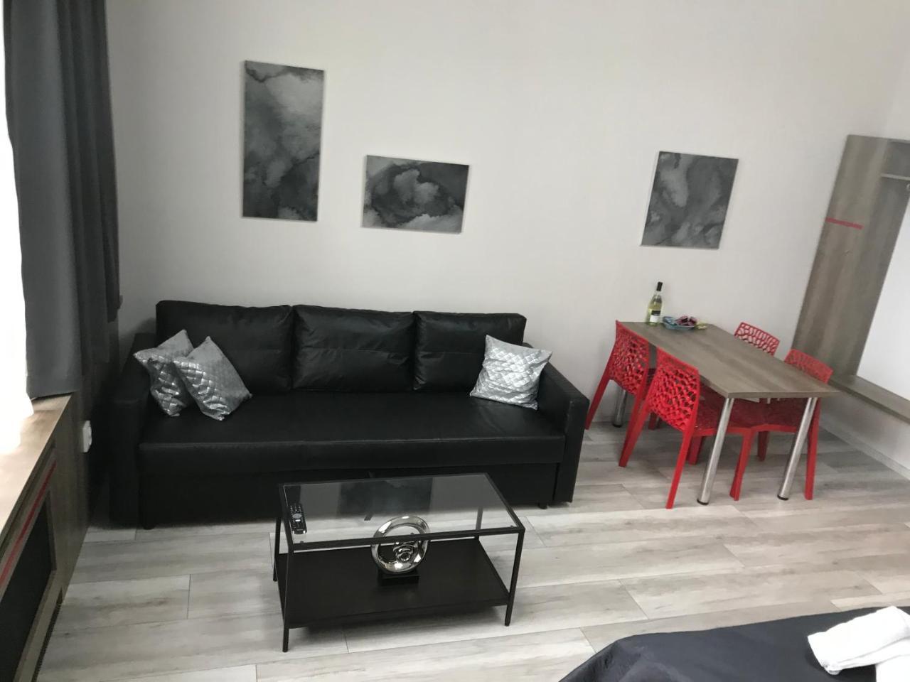 Old Town Boutique Apartments Liberec Ngoại thất bức ảnh