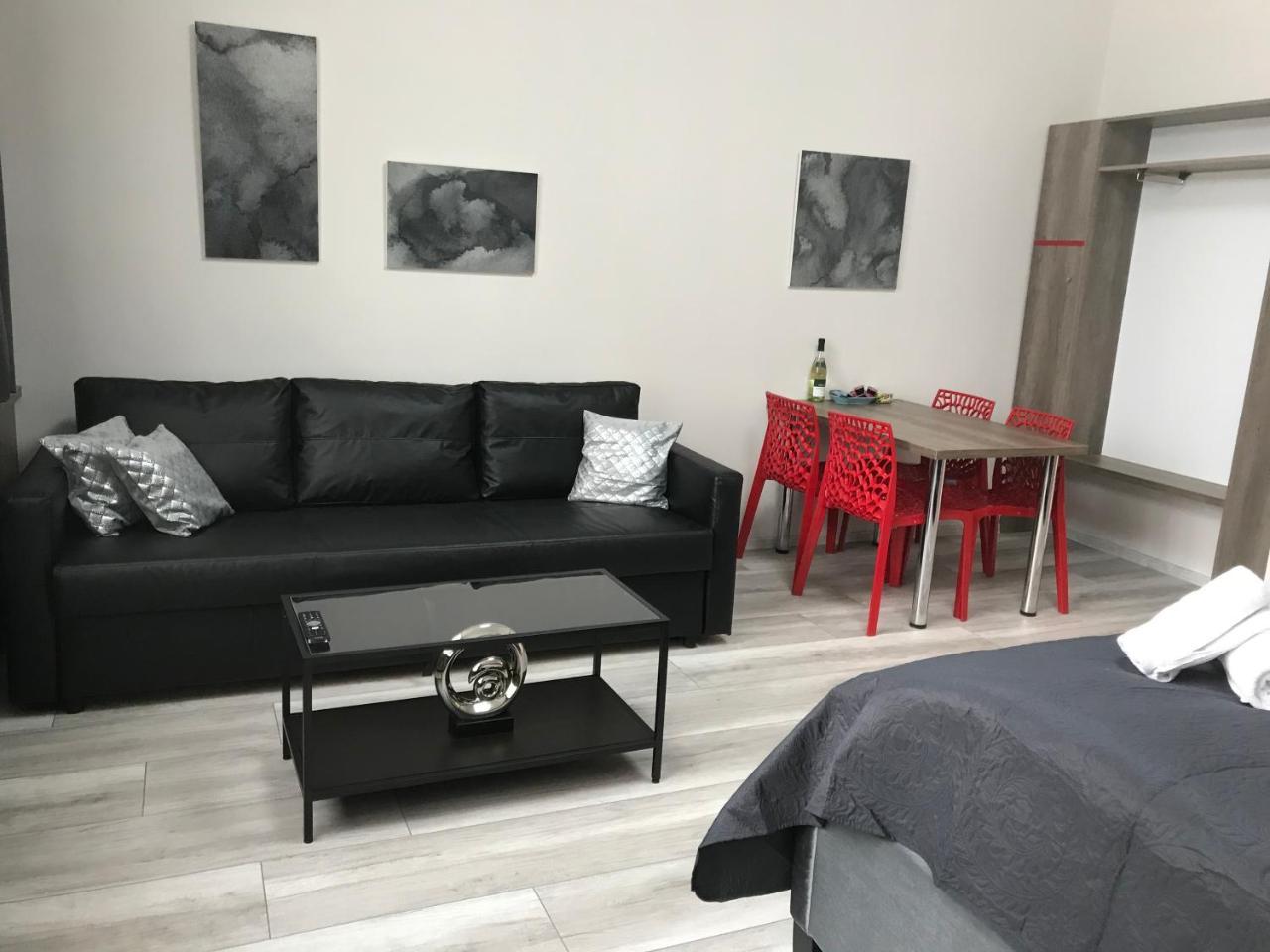 Old Town Boutique Apartments Liberec Ngoại thất bức ảnh